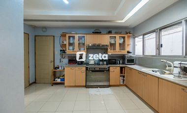 19M Golden Village House