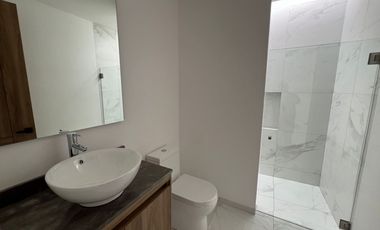 CASA EN VENTA FRACC LOMALTA, TRES MARÍAS CASA CLUB, GIMNASIO, ETC ZONA DE HOSPITALES