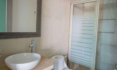 Casa con alberca propia en fraccionamiento al sur de Cuernavaca en Xochitepec Morelos