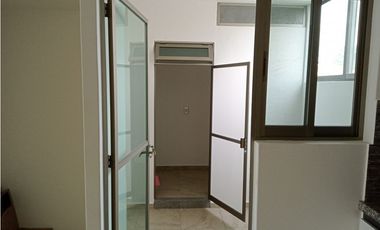 Casa con alberca propia en fraccionamiento al sur de Cuernavaca en Xochitepec Morelos