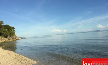 1,492 sq.m Commercial Lot for LEASE! with access (150m) to the Beach