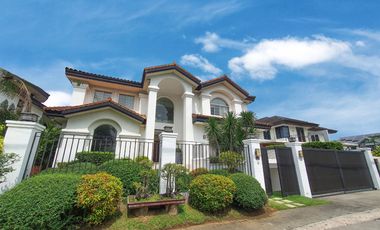 4 Bedroom House and Lot for Sale in Loyola Grand Villas near Ateneo De Manila Katipunan Quezon City