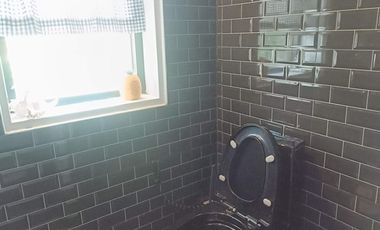 3 Bedroom Black Barn House with Bright Modern Interior for sale in Pai