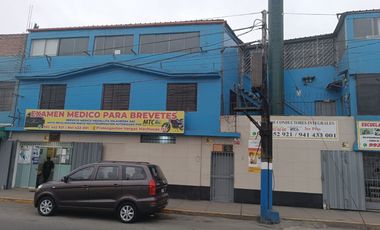 ALQUILA AMPLIO LOCAL COMERCIAL EN SAN JUAN DE MIRAFLORES