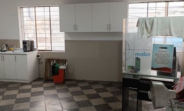 ALQUILA AMPLIO LOCAL COMERCIAL EN SAN JUAN DE MIRAFLORES