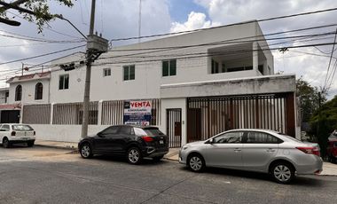 Bodega nueva en venta con casa en planta alta en esquina en Jardines de la Cruz