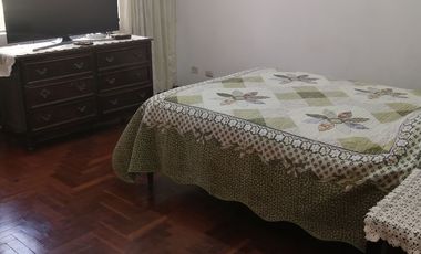 SURCO, Casa en venta: 4 dormitorios. Carca a Caminos del Inca. Seguridad