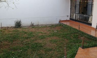 SURCO, Casa en venta: 4 dormitorios. Carca a Caminos del Inca. Seguridad