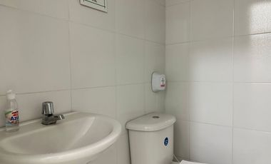 PR18101 Bodega independiente en venta en el sector Guayabal