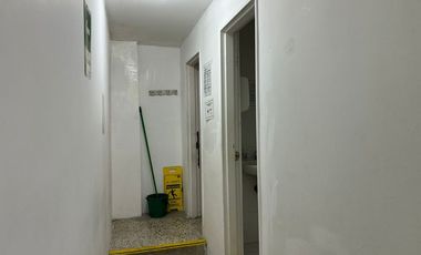 PR18101 Bodega independiente en venta en el sector Guayabal