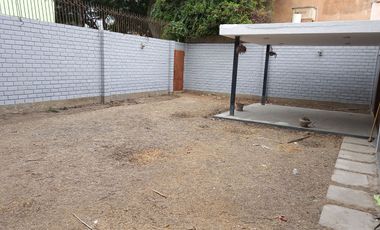BAJÓ DE PRECIO!!!! CASA:  2 FRENTES, AVENIDA Y PARQUE