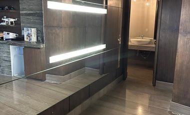 RESIDENCIA EN VENTA EN COLONIAL DE LA SIERRA, SAN PEDRO