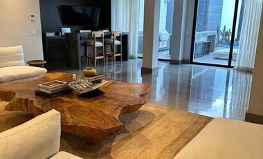 RESIDENCIA EN VENTA EN COLONIAL DE LA SIERRA, SAN PEDRO