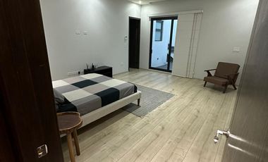 RESIDENCIA EN VENTA EN COLONIAL DE LA SIERRA, SAN PEDRO