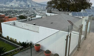 RESIDENCIA EN VENTA EN COLONIAL DE LA SIERRA, SAN PEDRO