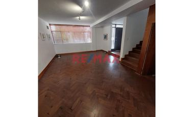 Casa En Venta En La Mejor Calle De Barranco