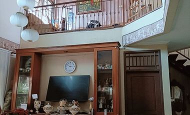 Rumah strategis lantai 2 di Bintaro Sektor 5, Komplek Perkici
