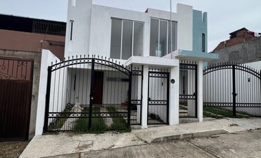 CASA EN FRACCIONAMIENTO JARDINES DE LA PROVIDENCIA
