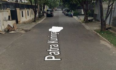 DIJUAL TANAH (Bonus Rumah) AREA ELITE JL. PATRA KUNINGAN JAKARTA SELATAN