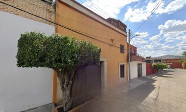 Casa en Col. Santa Rosa, Oaxaca de Juárez, Oaxaca., ¡Compra directa con el Banco, no se aceptan créditos!