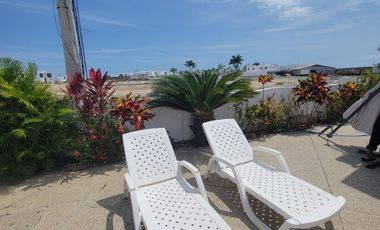 En alquiler espectacular casa esquinera full amoblada en Ciudad Punta Carnero, Salinas Ecuador