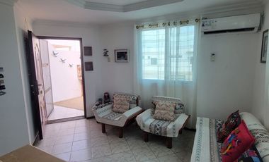 En alquiler espectacular casa esquinera full amoblada en Ciudad Punta Carnero, Salinas Ecuador