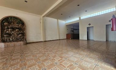 LOCAL COMERCIAL EN VENTA