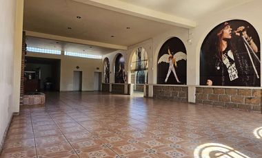 LOCAL COMERCIAL EN VENTA