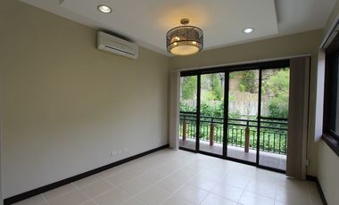 4-Bedroom Semi-Furnished House with Pool in Maria Luisa For Rent