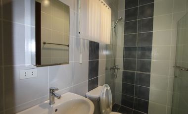 4-Bedroom Semi-Furnished House with Pool in Maria Luisa For Rent