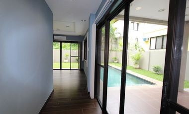 4-Bedroom Semi-Furnished House with Pool in Maria Luisa For Rent