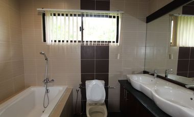 4-Bedroom Semi-Furnished House with Pool in Maria Luisa For Rent