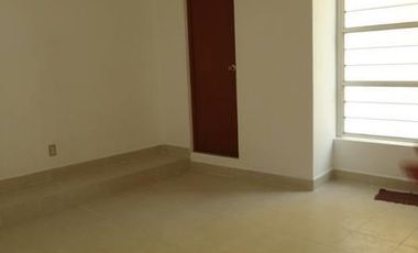 Rento Edificio para oficinas muy cerca de la Plaza Carrillo en Morelia