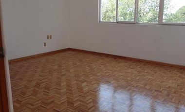 Rento Edificio para oficinas muy cerca de la Plaza Carrillo en Morelia