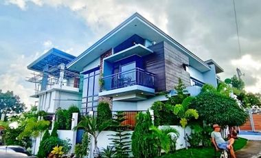 Overlooking Seaview Corner 4BR Fully-Furnished House & Lot in Vista Grande Bulacao, Talisay