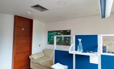 PR17057 Oficina en venta en el sector El Tesoro, Medellin
