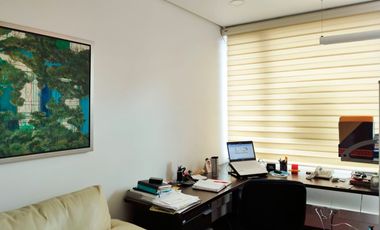 PR17057 Oficina en venta en el sector El Tesoro, Medellin