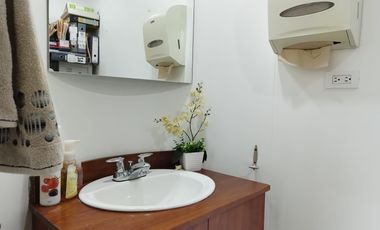 PR17057 Oficina en venta en el sector El Tesoro, Medellin