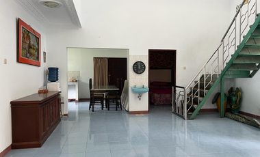 Villa 2 Lantai  Siap Huni Kota Tawangmangu