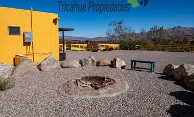 Terreno con cabañas amobladas para turistas y piscina, Valle del Elqui. $210 millones