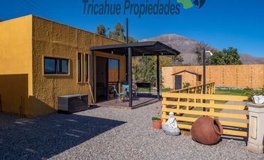 Terreno con cabañas amobladas para turistas y piscina, Valle del Elqui. $210 millones