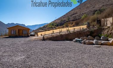 Terreno con cabañas amobladas para turistas y piscina, Valle del Elqui. $210 millones