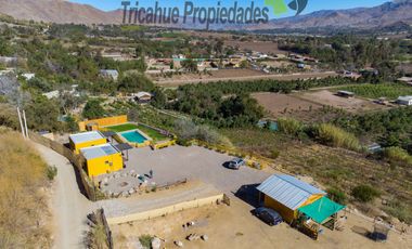 Terreno con cabañas amobladas para turistas y piscina, Valle del Elqui. $210 millones