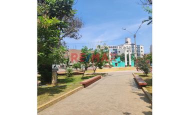 Vendo Casa Como Terreno De 200 M2, En Excelente Esquina Ideal Para Proyecto Residencial O Vivienda.