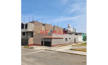 Vendo Casa Como Terreno De 200 M2, En Excelente Esquina Ideal Para Proyecto Residencial O Vivienda.