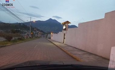 Casa con terreno de venta en Otavalo sector Ilumán, 1500 m2