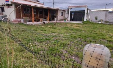 Casa con terreno de venta en Otavalo sector Ilumán, 1500 m2