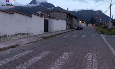 Casa con terreno de venta en Otavalo sector Ilumán, 1500 m2