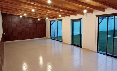 RENTA DE ESPACIO CON JARDIN