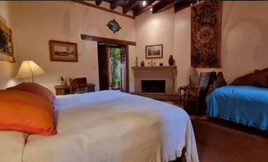 CASA EN PATZCUARO EN CENTRO HISTORICO CON 8 RECAMARAS